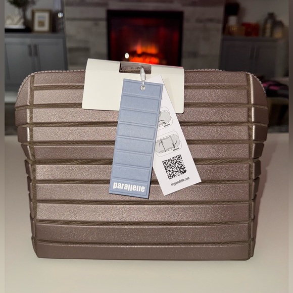 Parallelle The Medium Bronze Traveller - Brand New - Picture 5 of 8